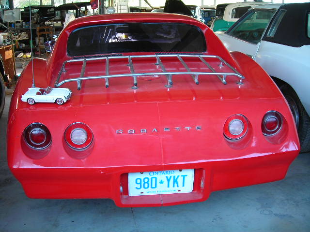 1974 chevrolette corvette back